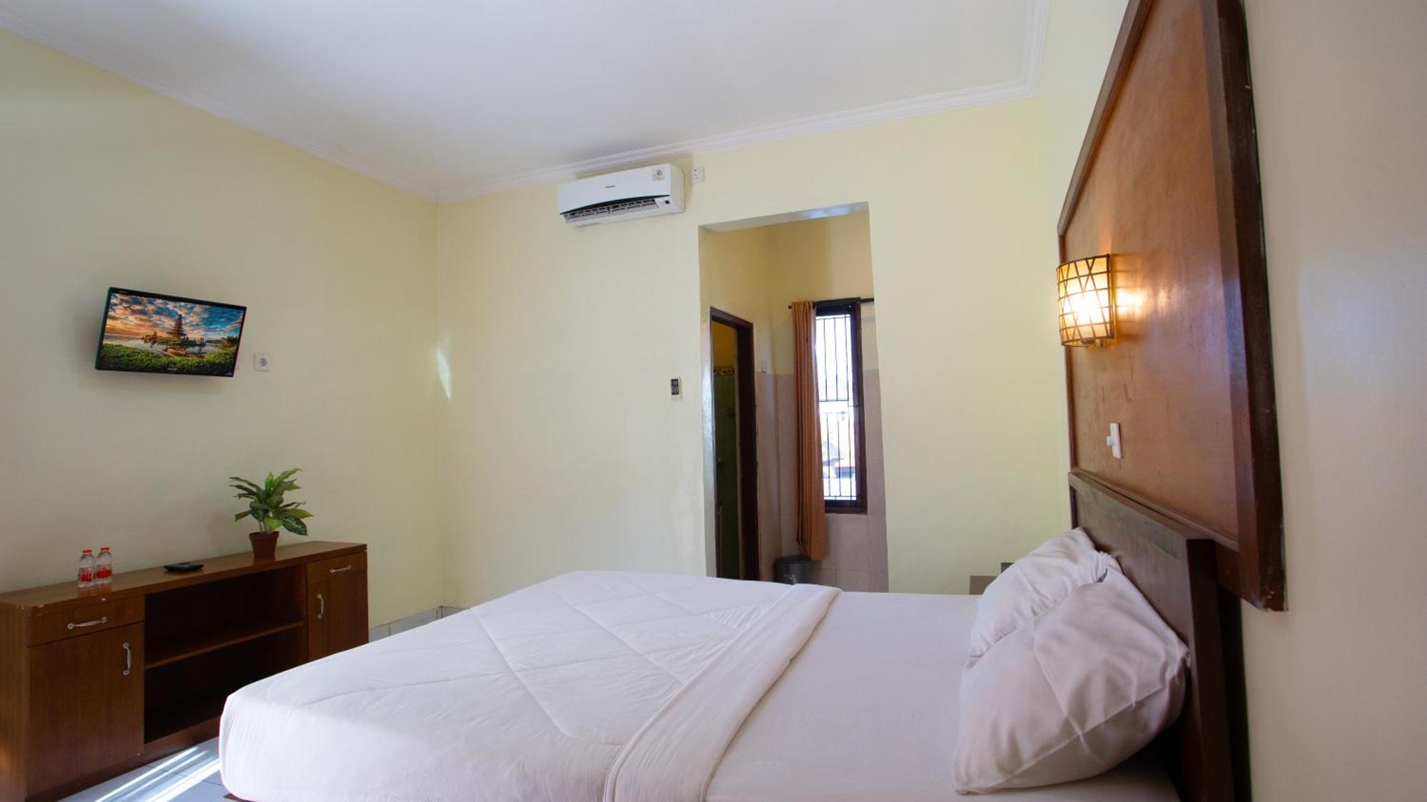 Teges Inn Kuta كوتا المظهر الخارجي الصورة